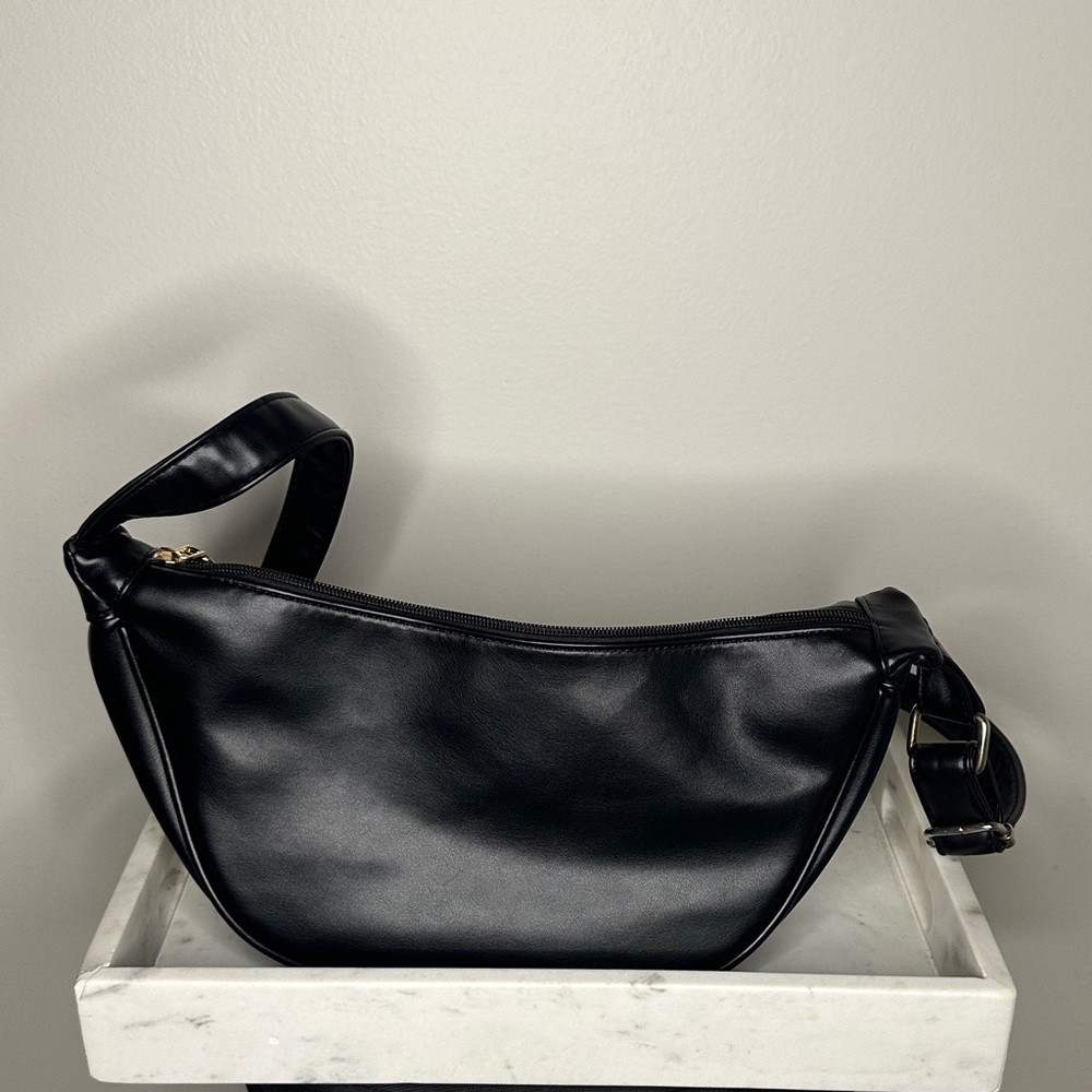 Elegant Black Leather Belt Bag